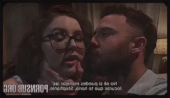 Spanish Subtitles Added: Leana Lovings & Seth Gamble's Steamy Seduction