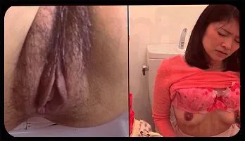 Intimate Japanese Babe's Wet Close-Up Pee Play