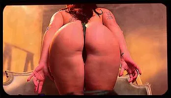 British Teen Sensation Gal Ritchie's Sultry Solo Session