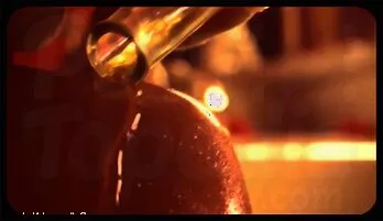 Sexy Desi Brunette Exposed: Sensual Nudity in Exotic India