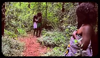 Steamy Homemade Hookup: Phat Booty Black Lesbians' Sultry Satisfying Session