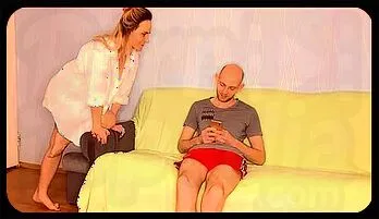 Sensual Facesitting and Intimate Phone Filming in Passionate Couple Play