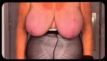 Mature Goddess in Girdle and Pantyhose Seduces with Feet