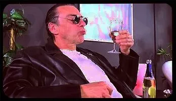 Blonde Bombshell's Intense Anal Reverse Cowgirl Session