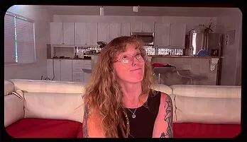 MILF Temptations: Bridgette & Scarlet's Hard-Hitting Threesome