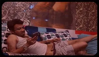 Fiery Indian Stepsister Ignites Passion in Steamy Bedroom Encounter