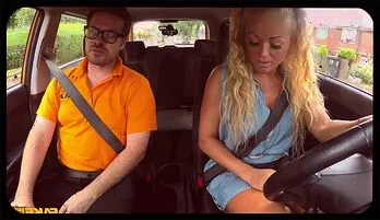 Blonde MILF Rebecca Jane Smyth Gives Sloppy Titwank & POV Fuck in High-Octane HD