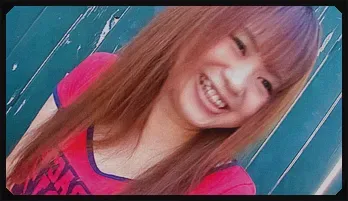 Pretty teenage chick sucking and stroking one hard cock and get screwed