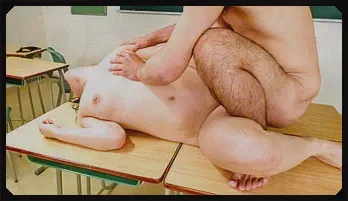 Kyoka Mizusawa Asian giving blowjob at school