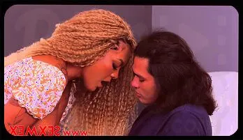 Milf Hairstylist Carla Morelli: Blowjob & Salon Seduction