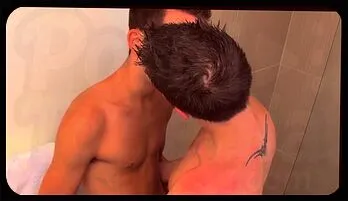 Passionate Twinks Shower Kiss and Hardcore Session