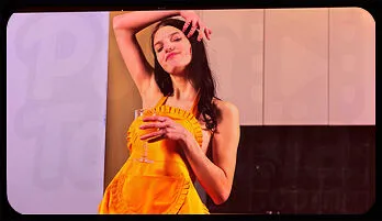 Roni's Kitchen Adventure: A Solo Sensation