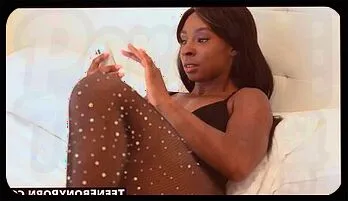 Interracial Fantasy: Jasmine Jynx's Explosive Cumshot Delight