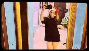 Latina Beauty Masturbates to Intense Squirting Bliss