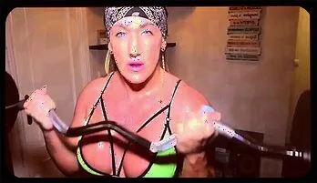 Intense Anal Workout: Sexy Fitness Babe Gets Wild