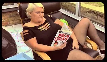 Lacey Starr Ignites Passion with Poolboy in Steamy Summer Session