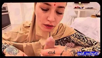 Sensual Iranian Amateur in Hijab Enjoys Hardcore Action