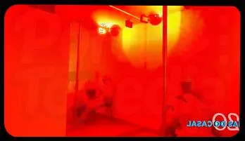 Casada Satisfeita em um Motel: Gozo Intenso com Mulher de 20 Anos