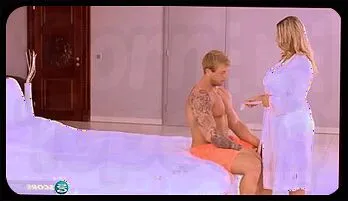 Blonde Bombshell Delivers Epic Cumshot & Handjob – 9:50