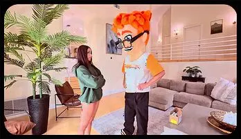 Petite Mia River Delivers Sensational Footjob & Facial