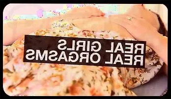 Sensational Shower Play: Endza & Lorelei's Steamy Encounter